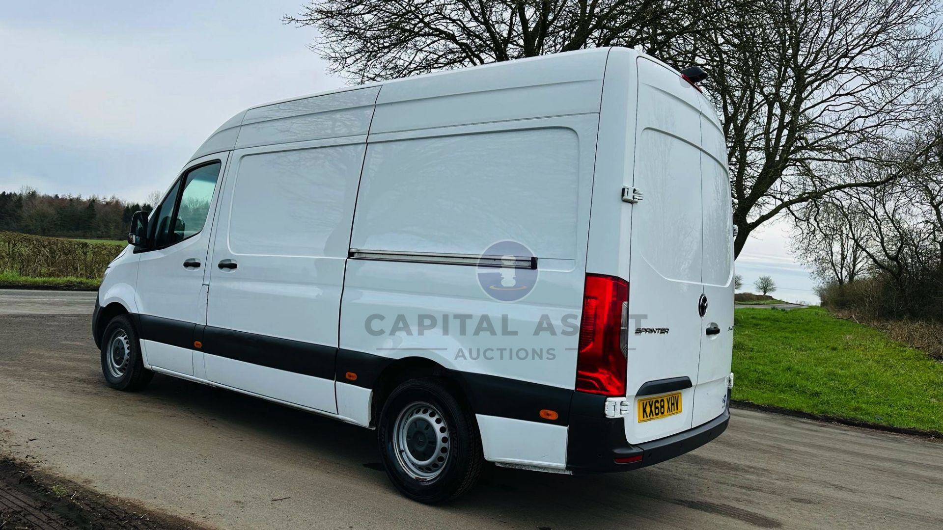 MERCEDES-BENZ SPRINTER 314 CDI *MWB - REFRIGERATED VAN* (2019 - FACELIFT MODEL) *OVERNIGHT STANDBY* - Image 12 of 41