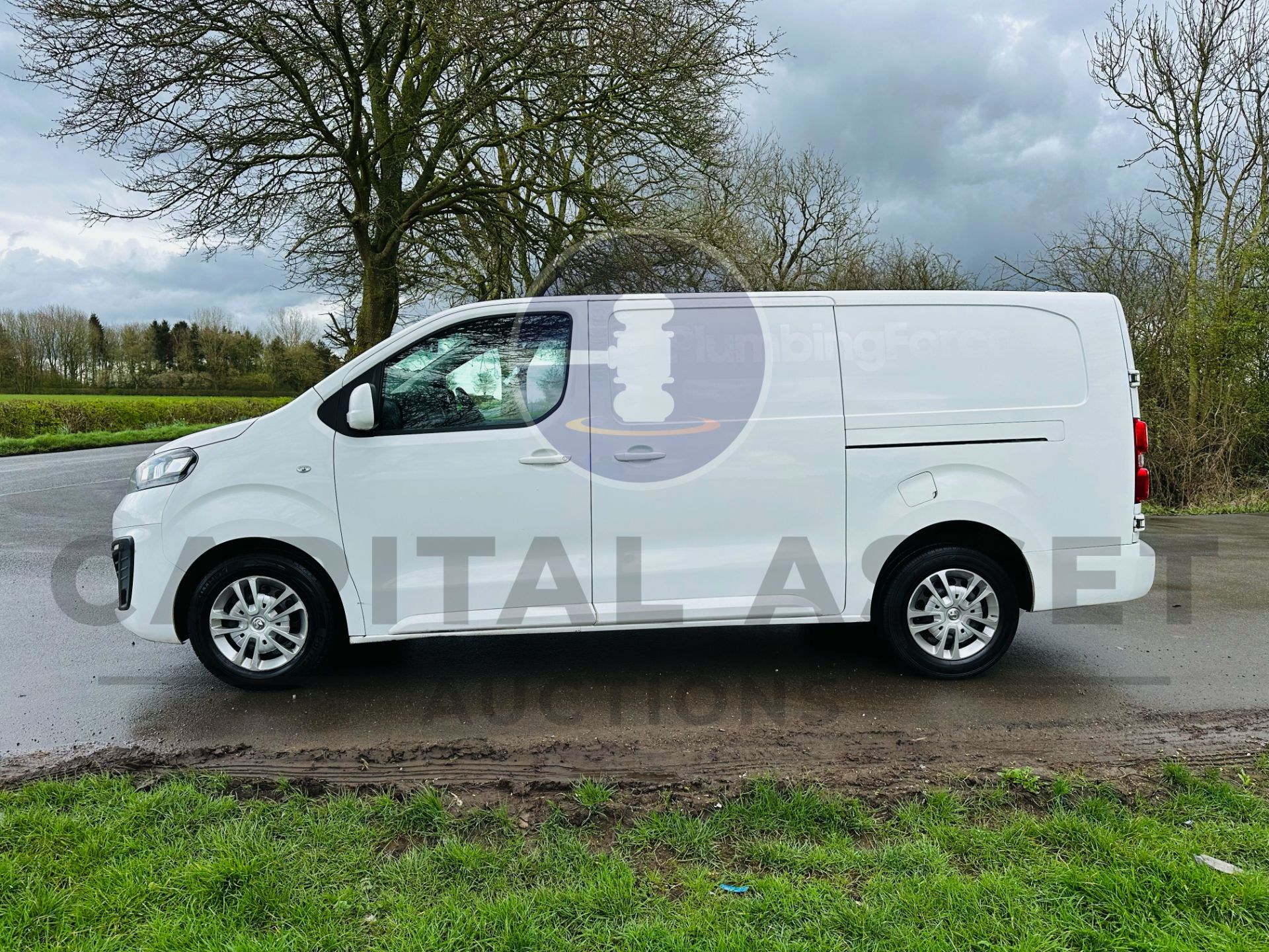 (ON SALE) VAUXHALL VIVARO 2.0 DCTI (SPORTIVE S/S - BLUE EURO 6 EDITION) 2020 MODEL - AC - NEW SHAPE - Image 6 of 32