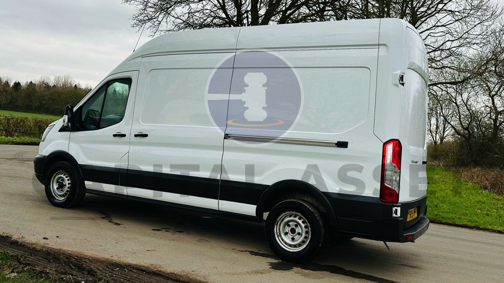 FORD TRANSIT 130 T350 *LWB - REFRIGERATED VAN* (2019 - EURO 6) 2.0 TDCI - 6 SPEED *EURO 6* (3500 KG) - Image 10 of 39