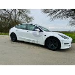 (ON SALE) TESLA MODEL 3 PLUS *PURE ELECTRIC* - 21 REG - PAN ROOF - LEATHER - TYPE 2 CHARGING CABLE!