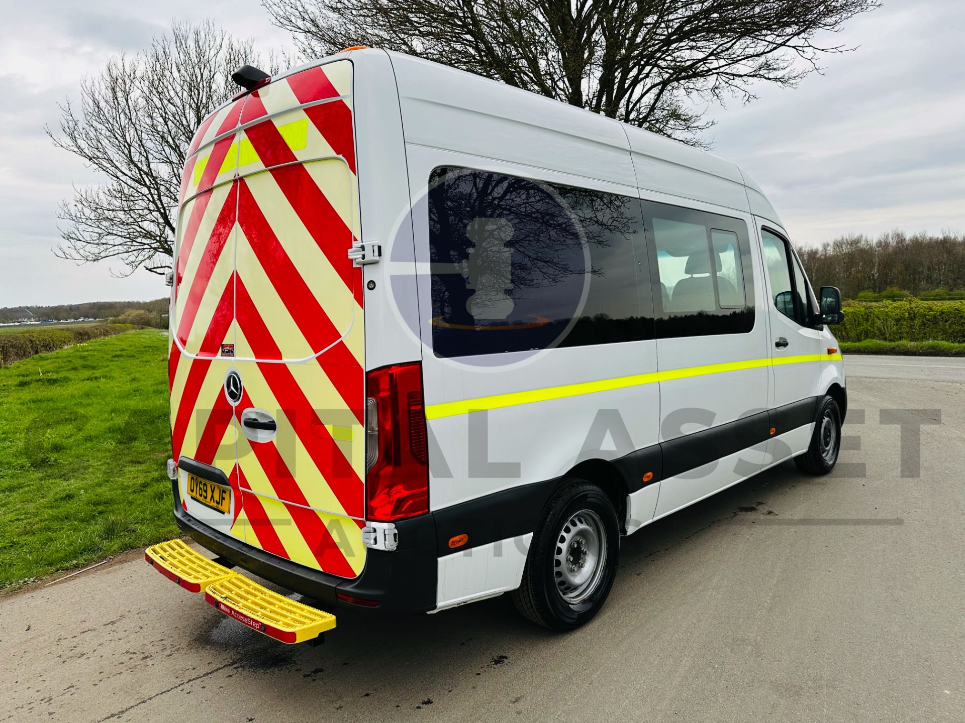 (ON SALE) MERCEDES SPRINTER 314CDI AUTO MWB MESSING UNIT WITH W/C,MICROWAVE,- 2020 REG- - AIR CON - Image 9 of 44