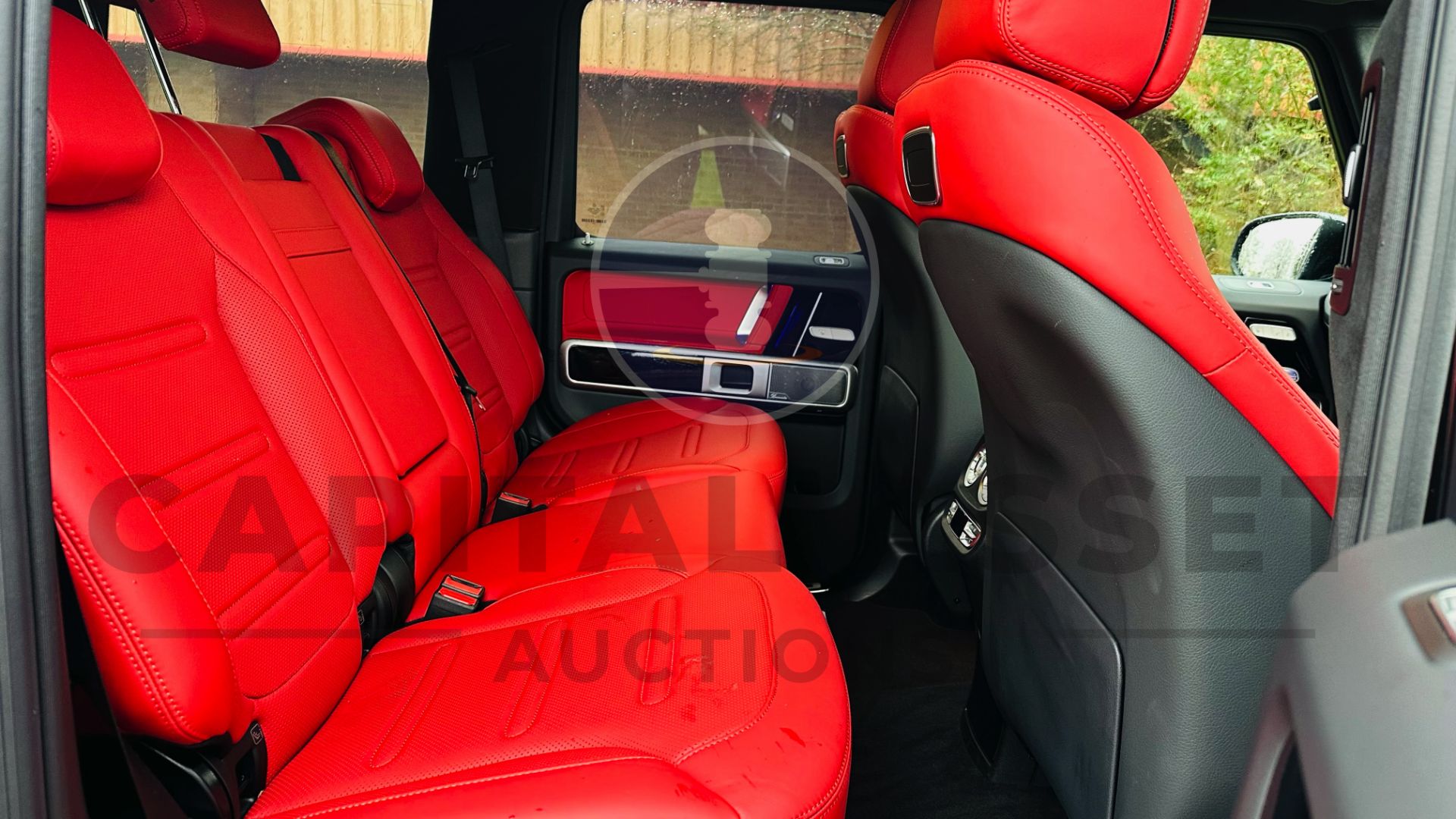 ON SALE MERCEDES-BENZ G400D *AMG LINE PREMIUM PLUS* (2023 - 73 REG) *NIGHT PACKAGE - ULTIMATE SPEC - Image 36 of 58