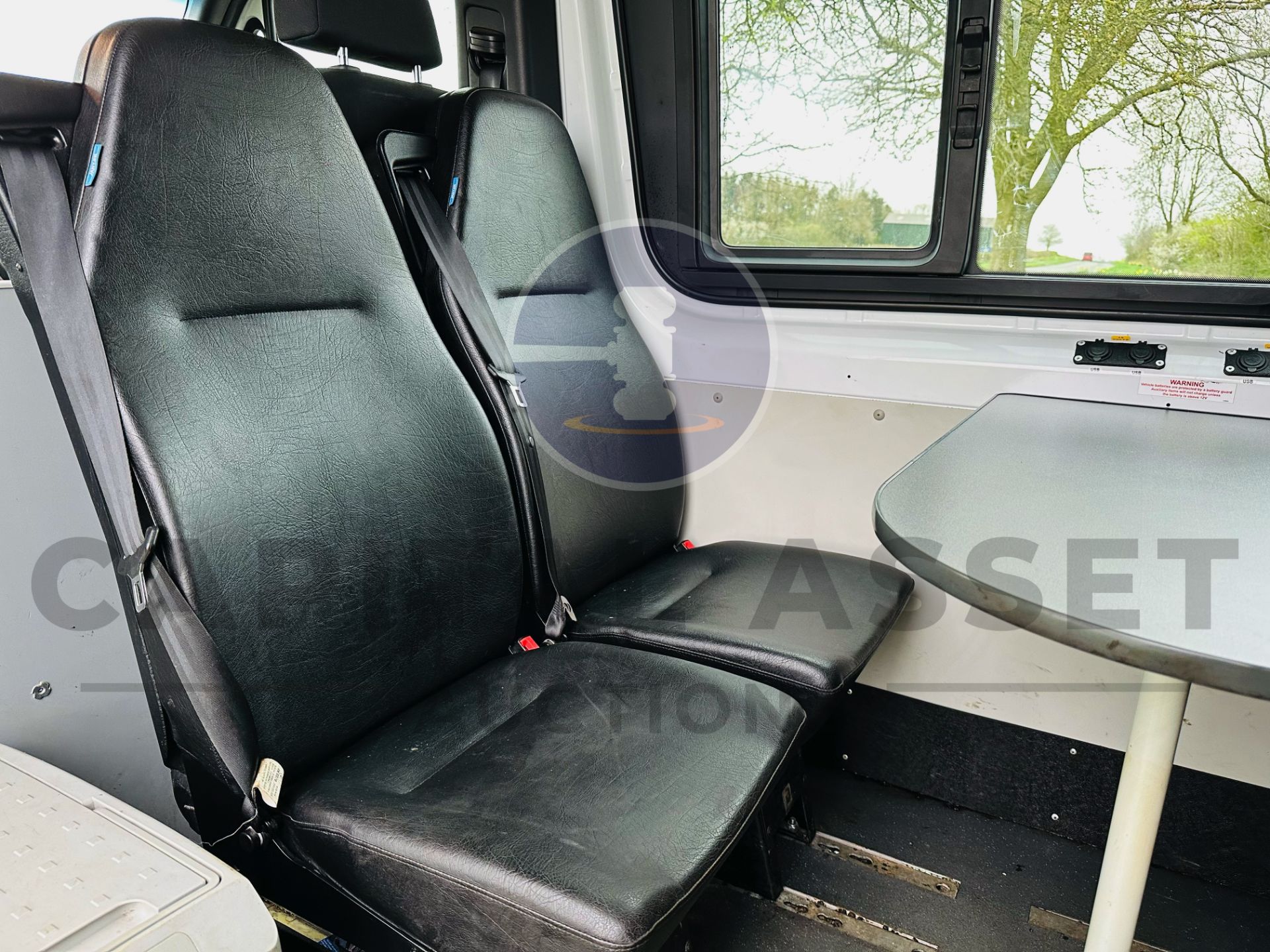 (ON SALE) MERCEDES SPRINTER 314CDI AUTO MWB MESSING UNIT WITH W/C,MICROWAVE,- 2020 REG- - AIR CON - Image 19 of 44