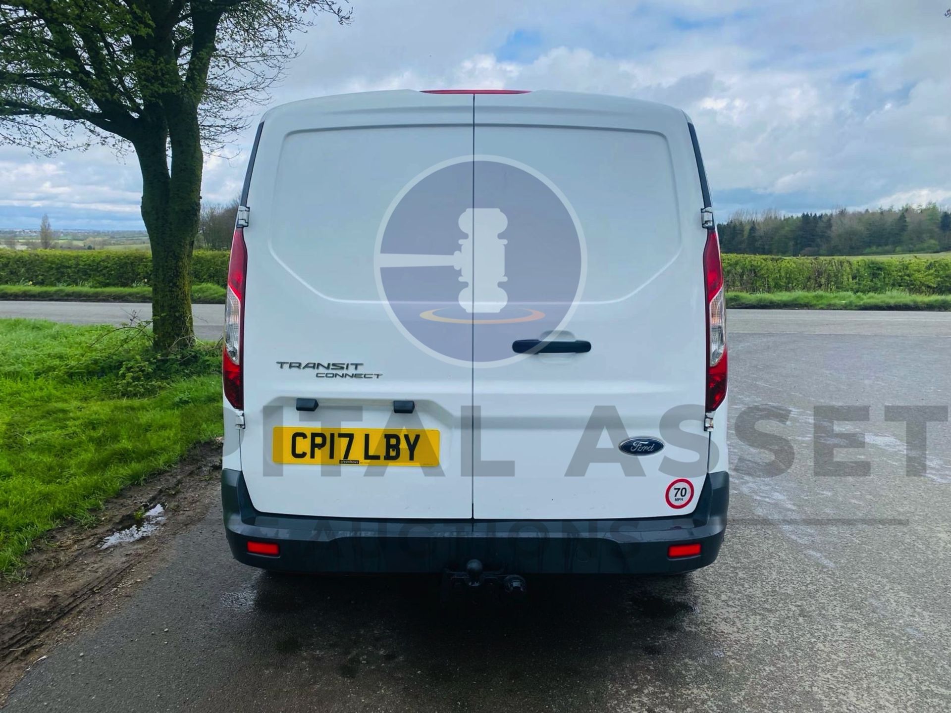 (ON SALE) FORD TRANSIT CONNECT *TREND EDITION* SWB PANEL VAN (2017 - EURO 6) 1.5 TDCI - Image 5 of 24