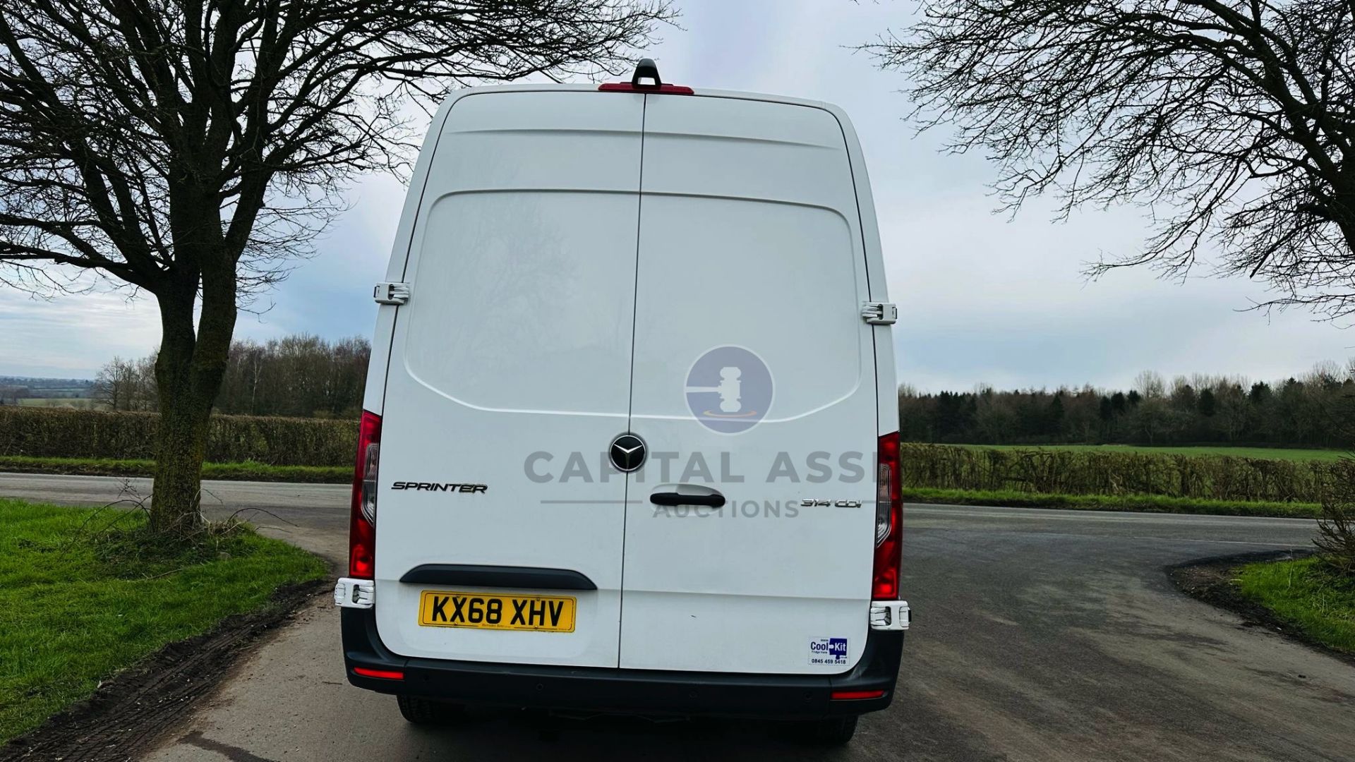 MERCEDES-BENZ SPRINTER 314 CDI *MWB - REFRIGERATED VAN* (2019 - FACELIFT MODEL) *OVERNIGHT STANDBY* - Image 13 of 41