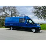 (ON SALE) IVECO DAILY 2.3TD 35-160 HI-MATIC XLWB *6 SEATER VERSION* 18 REG - AIR CON - CRUISE -