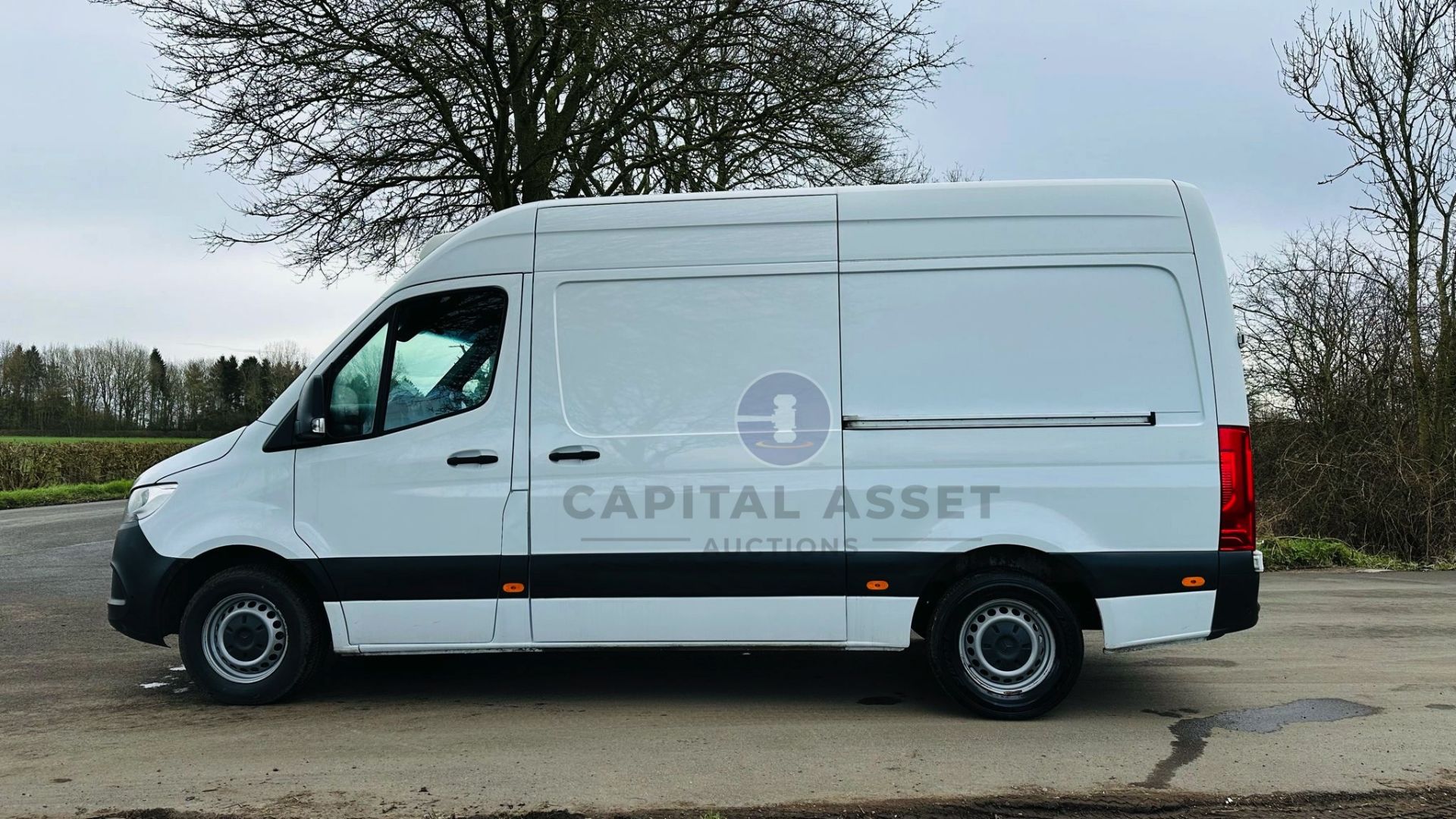MERCEDES-BENZ SPRINTER 314 CDI *MWB - REFRIGERATED VAN* (2019 - FACELIFT MODEL) *OVERNIGHT STANDBY* - Image 10 of 41