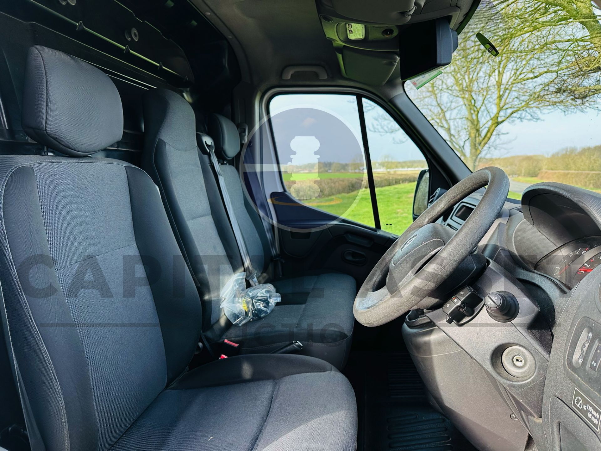 RENAULT MASTER *BUSINESS ENERGY* LWB EXTRA HI-ROOF (2019 - EURO 6) 2.3 DCI - 145 BHP - 6 SPEED - Bild 17 aus 26