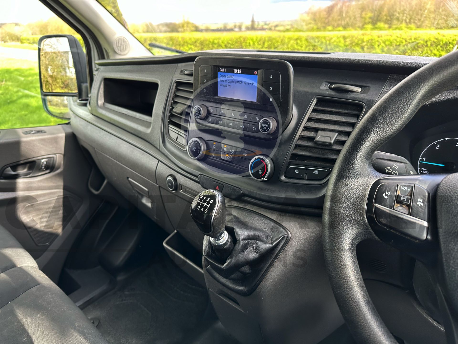 FORD TRANSIT 130 T350L RWD *LWB - LUTON / BOX VAN* (2021) 2.0 TDCI 'ECOBLUE' *EURO 6* (3500 KG) - Image 34 of 41