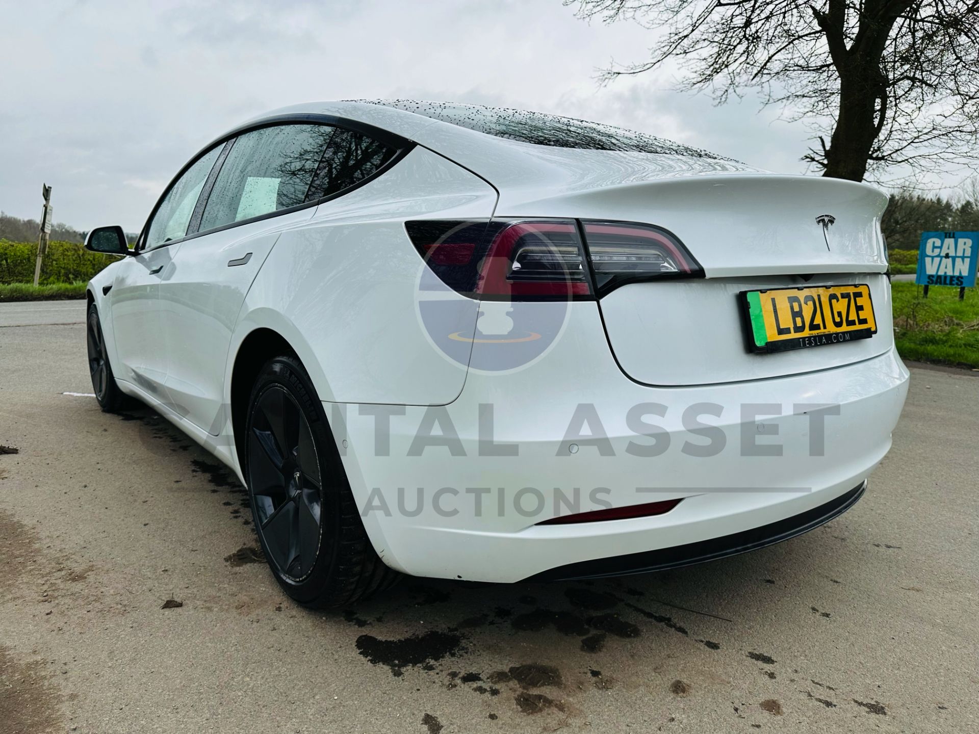 (ON SALE) TESLA MODEL 3 PLUS *PURE ELECTRIC* - 21 REG - PAN ROOF - LEATHER - TYPE 2 CHARGING CABLE! - Bild 9 aus 41