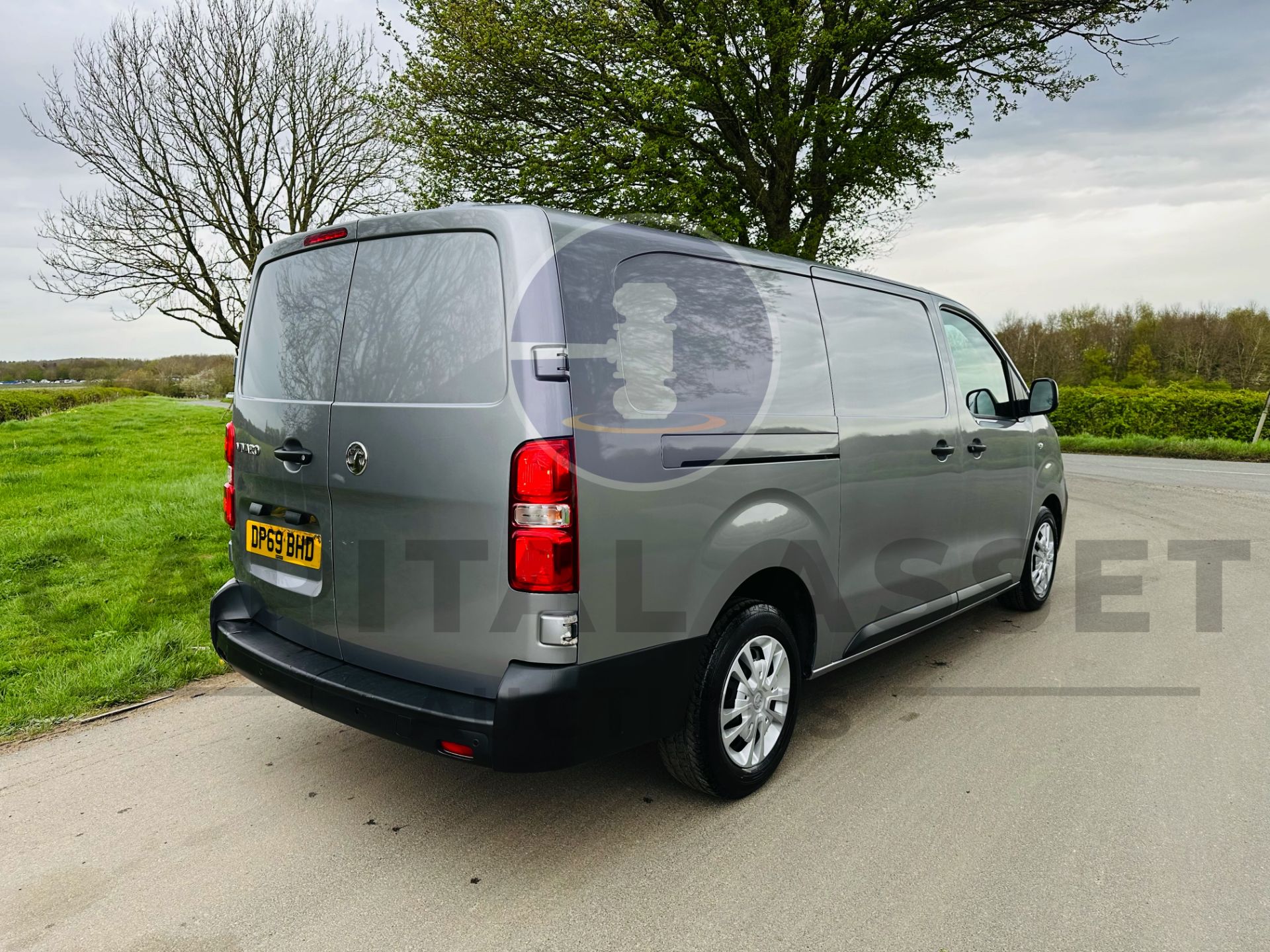 (ON SALE) VAUXHALL VIVARO 3100 *DYNAMIC S/S MODEL* EXTENDED FRAME - 2020 MODEL - 81K MILES - EURO 6! - Image 9 of 30