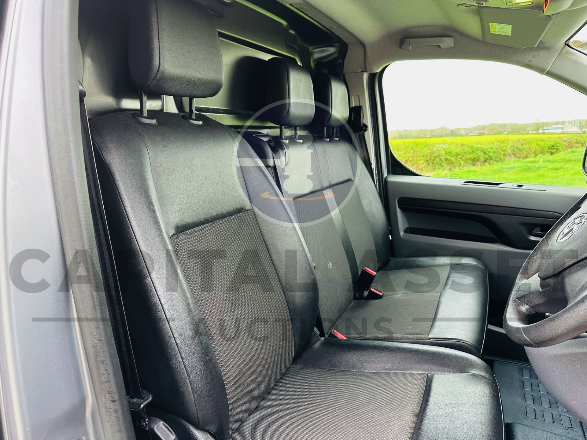 (ON SALE) VAUXHALL VIVARO 3100 *DYNAMIC S/S MODEL* EXTENDED FRAME - 2020 MODEL - 81K MILES - EURO 6! - Bild 20 aus 30