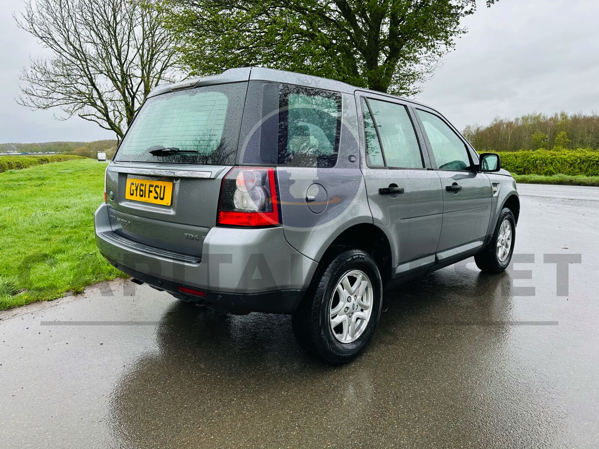 (ON SALE) LANDROVER FREELANDER 2.2TD4 S EDITION "AUTO - 2012 MODEL - AIR CON - FSH - Image 9 of 33