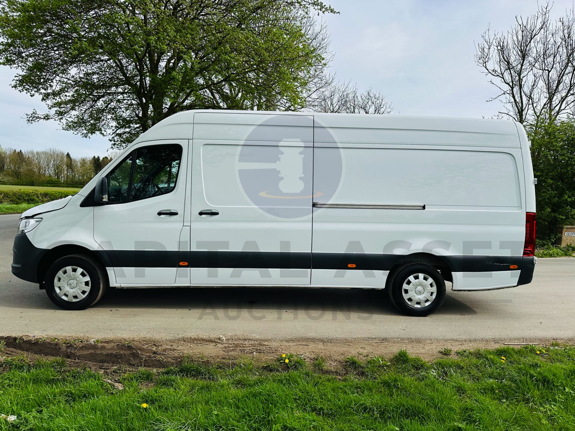 (ON SALE) MERCEDES-BENZ SPRINTER 315 CDI *PREMIUM EDITION* LWB HI-ROOF (2023) *A/C* (ONLY 15K MILES) - Image 2 of 31