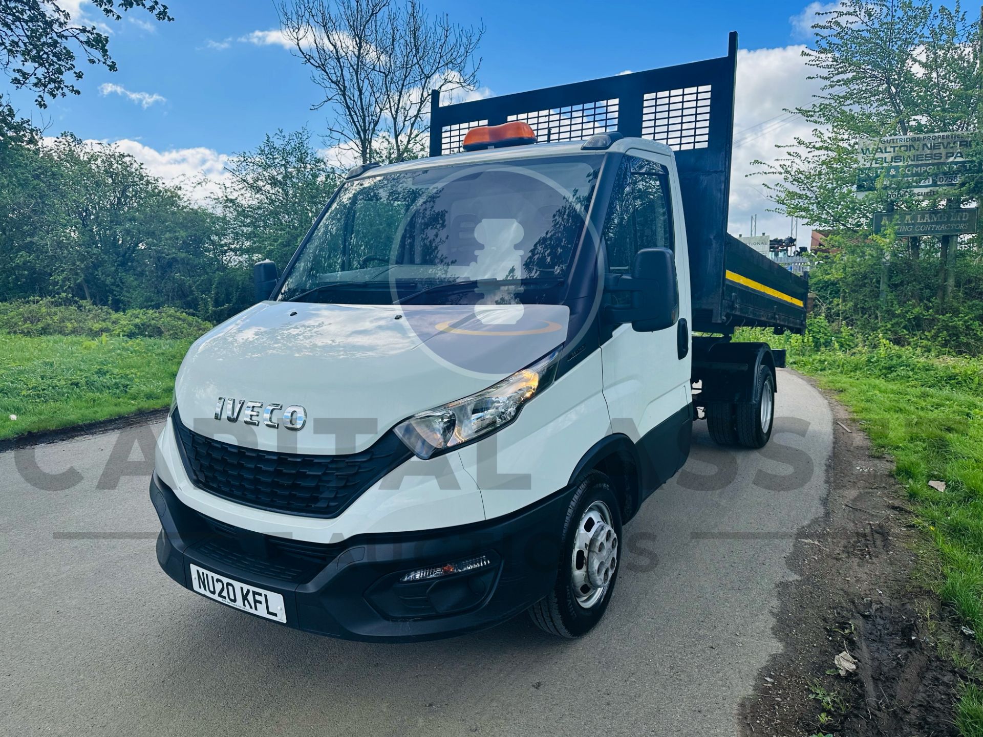 (ON SALE) IVECO DAILY 35C14 *SINGLE CAB - TIPPER TRUCK* (2020 - EURO 6) 2.3 DIESEL - (3500 KG) - Image 4 of 28
