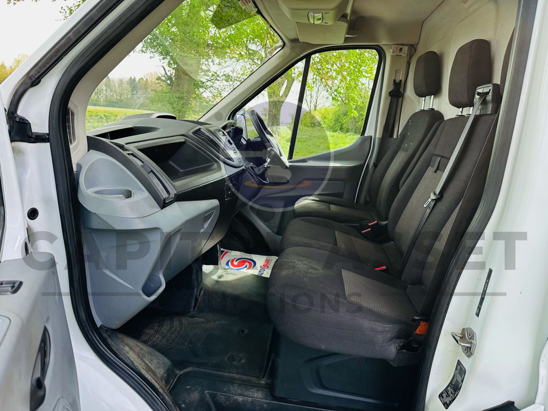 FORD TRANSIT 350 2.0 TDCI *ECOBLUE EDITION* LWB HIGH TOP - EURO 6 - 2019 MODEL - 1 OWNER - LOOK!!! - Image 18 of 32