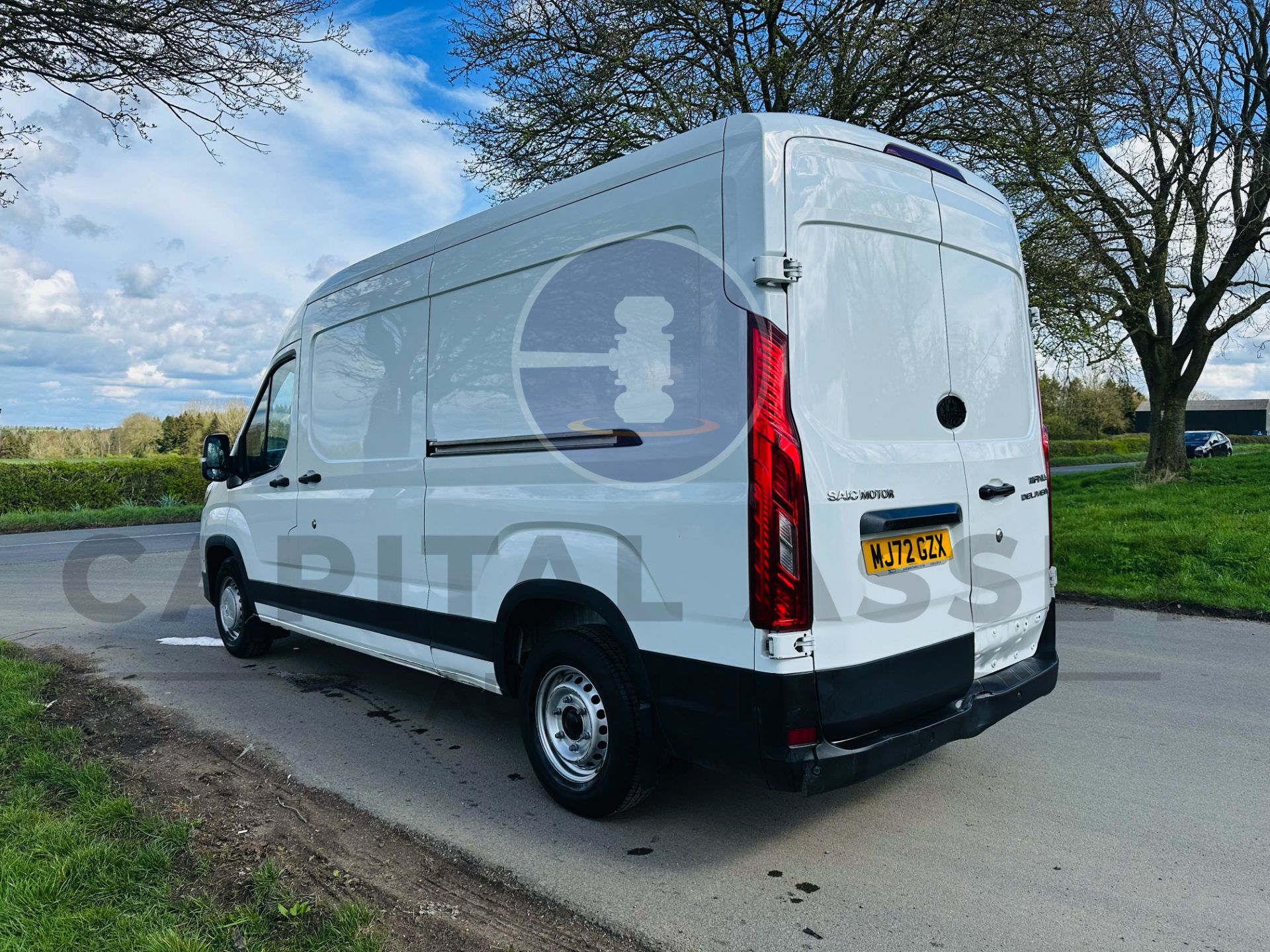 MAXUS DELIVERY 9 163 DT *MWB* - 2023 MODEL - 1 OWNER FROM NEW - ONLY 32K MILES - ULEZ COMPLAINT! - Image 7 of 28