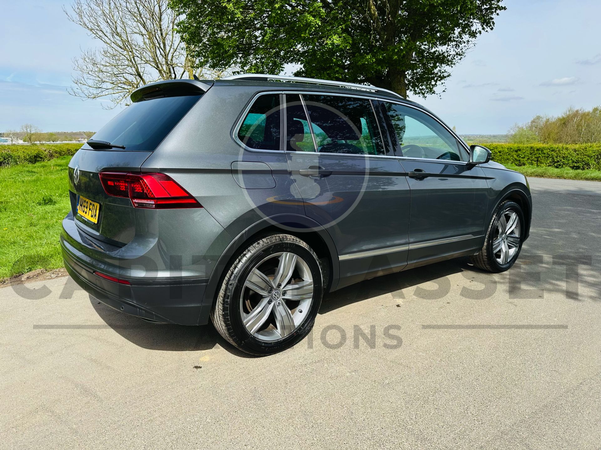 (ON SALE) VOLKSWAGEN TIGUAN *MATCH EDITION* 5 DOOR SUV (2020-EURO 6) 1.5 TSI EVO - AUTO STOP START - Image 11 of 42