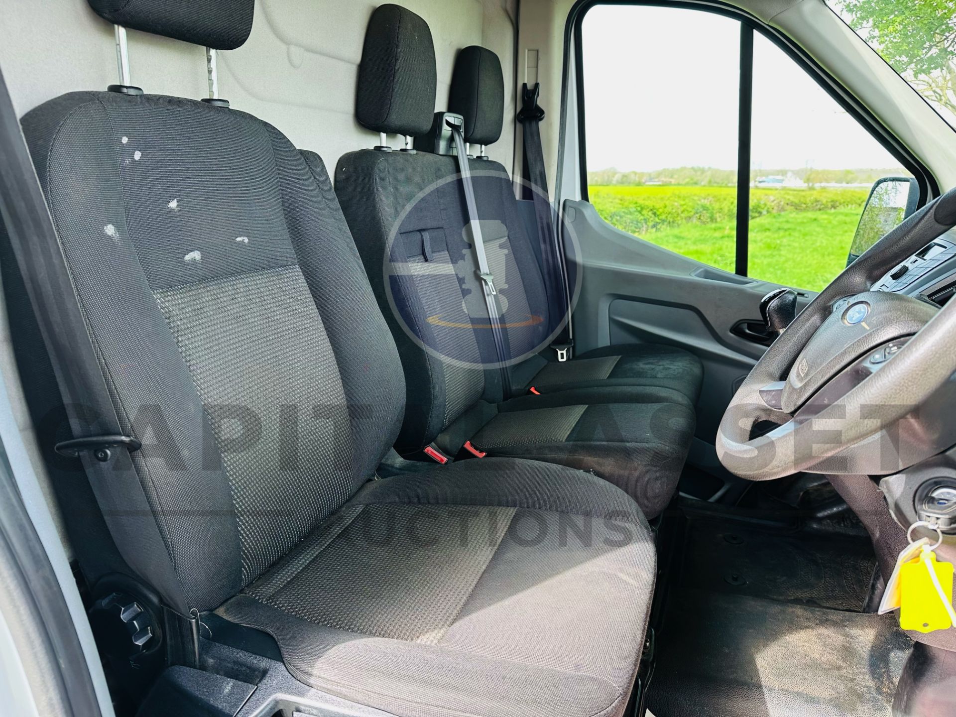 FORD TRANSIT 350 2.0 TDCI *ECOBLUE EDITION* LWB HIGH TOP - EURO 6 - 2019 MODEL - 1 OWNER - LOOK!!! - Image 22 of 32