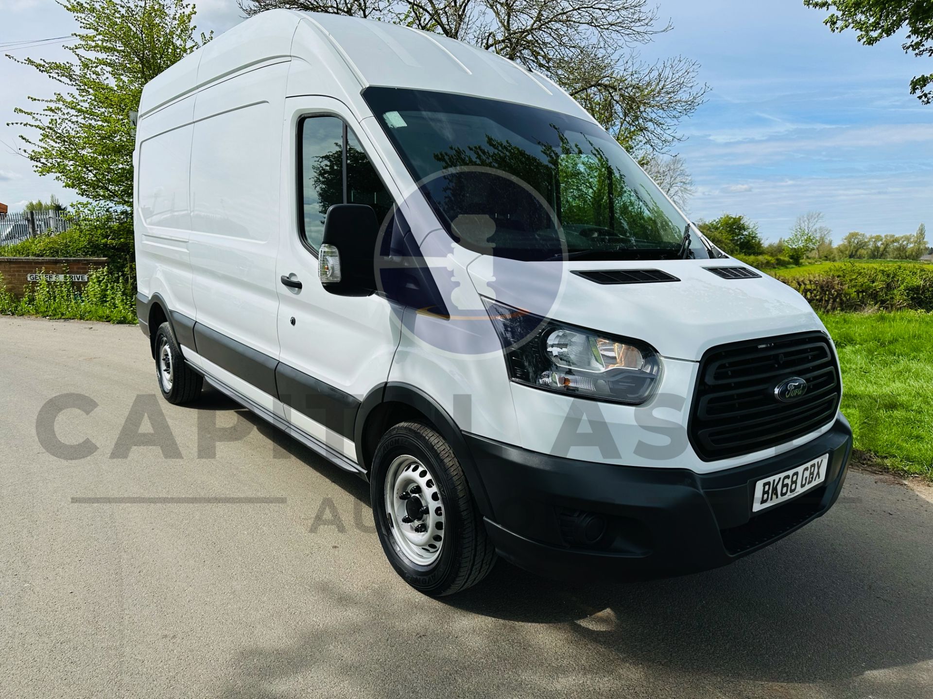 FORD TRANSIT 350 2.0 TDCI *ECOBLUE EDITION* LWB HIGH TOP - EURO 6 - 2019 MODEL - 1 OWNER - LOOK!!! - Image 2 of 32