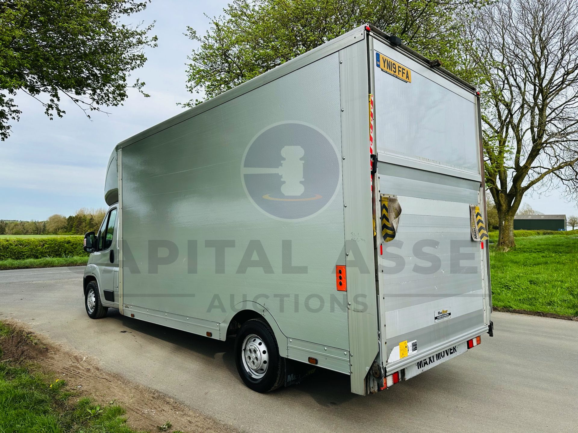 PEUGEOT BOXER 335 *LWB - LOW LOADER / MAXI MOVER LUTON* (2019 - EURO 6) 2.0 BLUE HDI - 6 SPEED *A/C* - Bild 7 aus 27