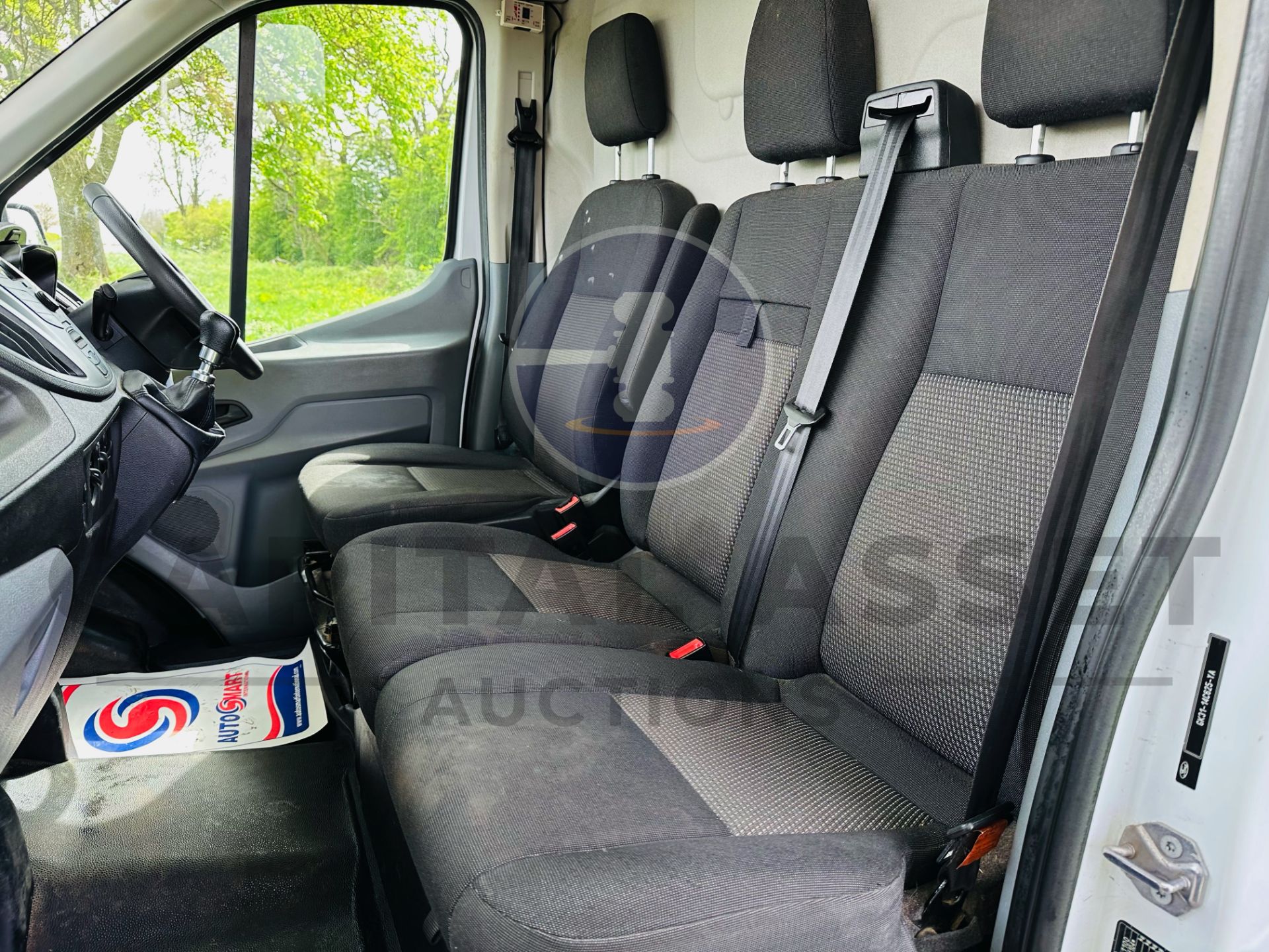 FORD TRANSIT 350 2.0 TDCI *ECOBLUE EDITION* LWB HIGH TOP - EURO 6 - 2019 MODEL - 1 OWNER - LOOK!!! - Image 19 of 32