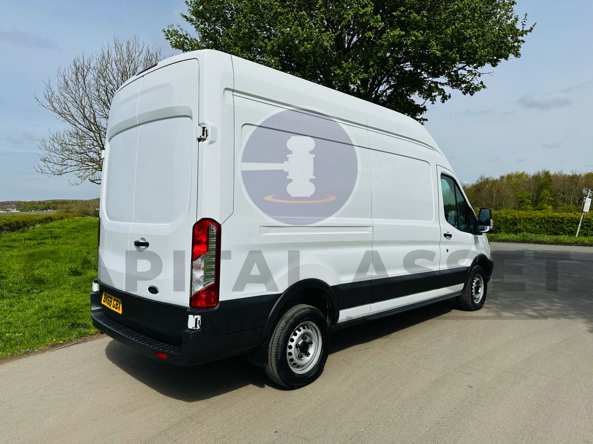 FORD TRANSIT 350 2.0 TDCI *ECOBLUE EDITION* LWB HIGH TOP - EURO 6 - 2019 MODEL - 1 OWNER - LOOK!!! - Image 9 of 32
