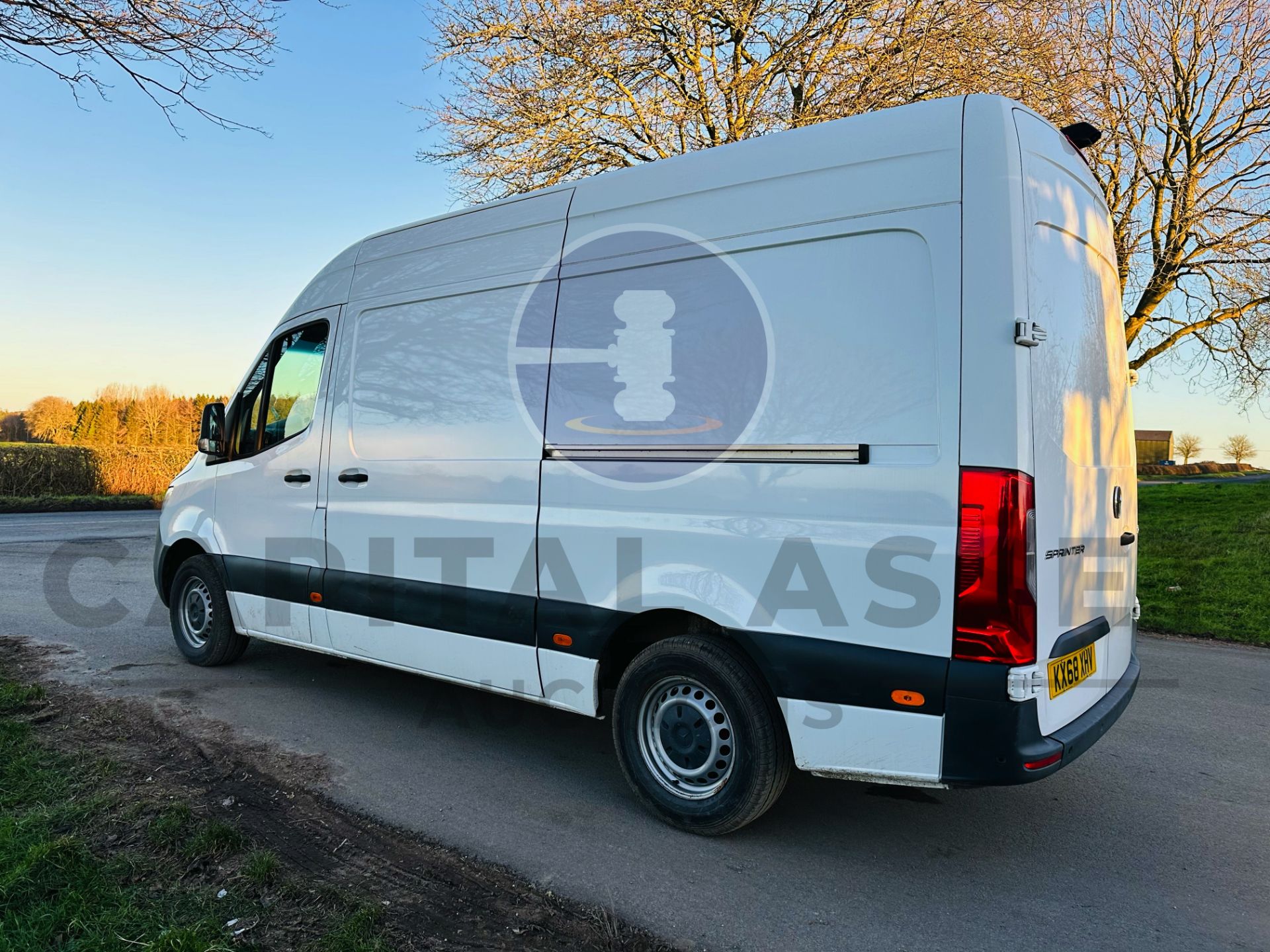 MERCEDES-BENZ SPRINTER 314 CDI *MWB - REFRIGERATED VAN* (2019 - FACELIFT MODEL) *OVERNIGHT STANDBY* - Image 7 of 32