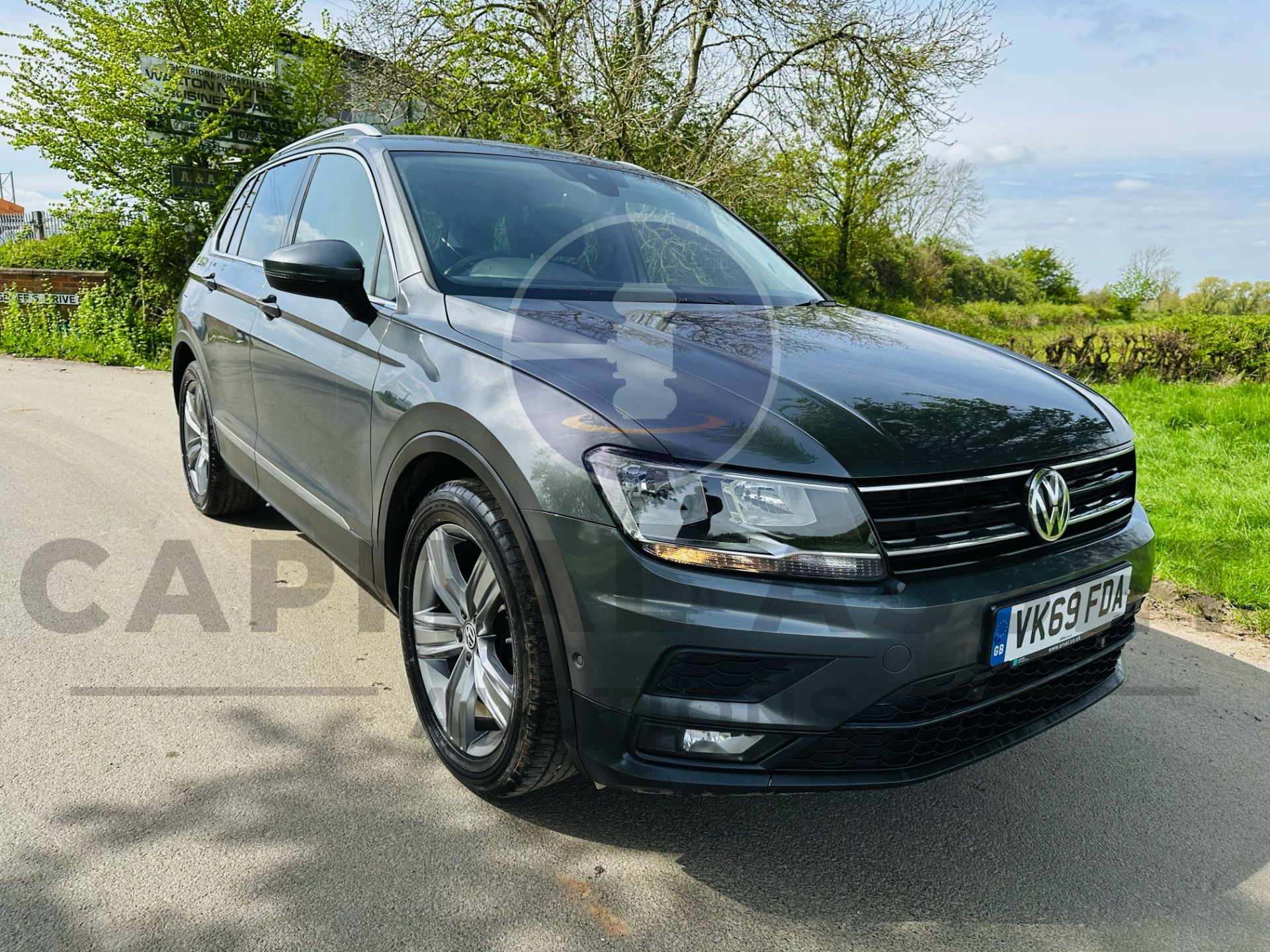 (ON SALE) VOLKSWAGEN TIGUAN *MATCH EDITION* 5 DOOR SUV (2020-EURO 6) 1.5 TSI EVO - AUTO STOP START - Image 2 of 42