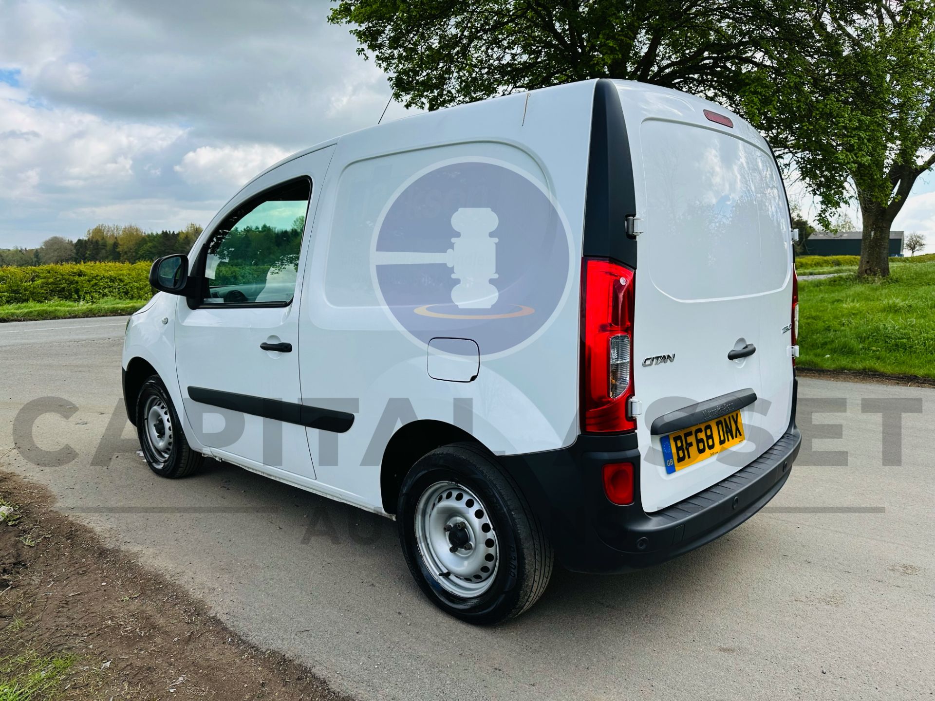 MERCEDES-BENZ CITAN 109 CDI *COMPACT EDITION* (2019 - EURO 6) PANEL VAN (U-LEZ COMPLIANT) *AIR CON* - Image 7 of 29