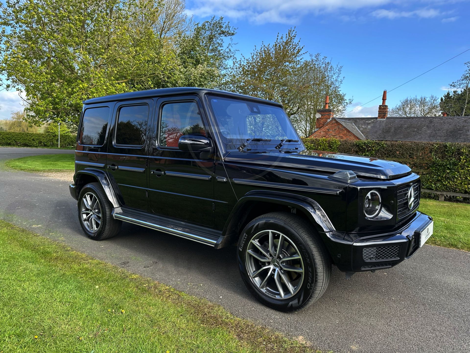 (On Sale) MERCEDES-BENZ G400D *AMG LINE PREMIUM PLUS* (2023 73 REG) *NIGHT PACKAGE - ULTIMATE SPEC* - Image 2 of 66