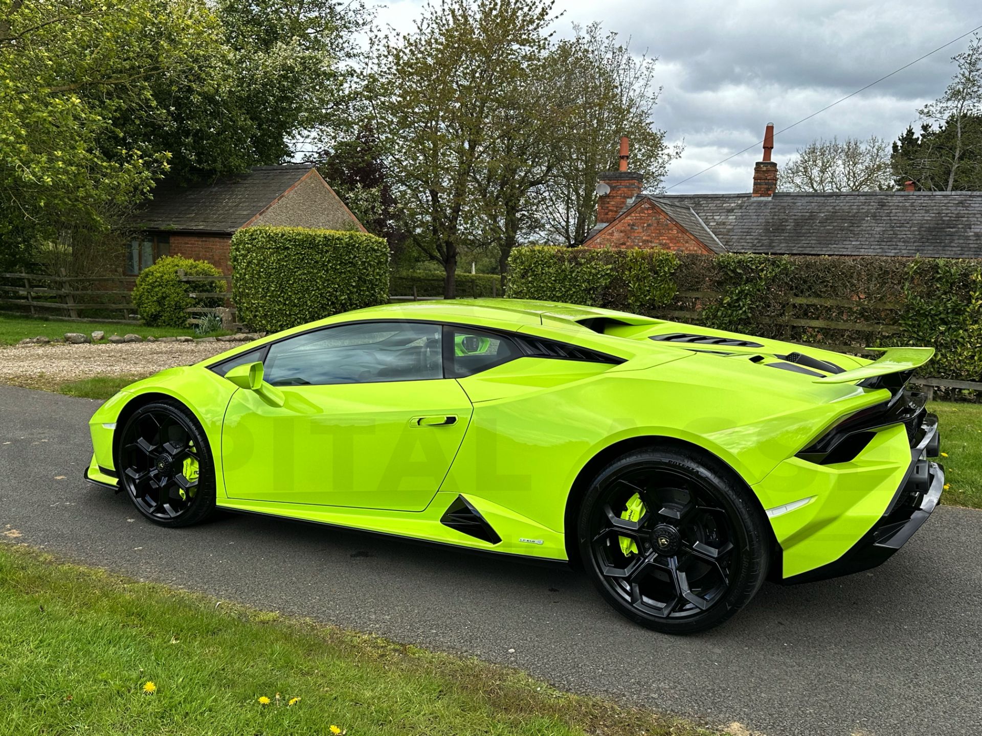 LAMBORGHINI HURACAN LP640-2 TECNICA (2024 - ALL NEW FACELIFT MODEL) 5.2 V10 PETROL *DELIVERY MILES* - Bild 12 aus 79