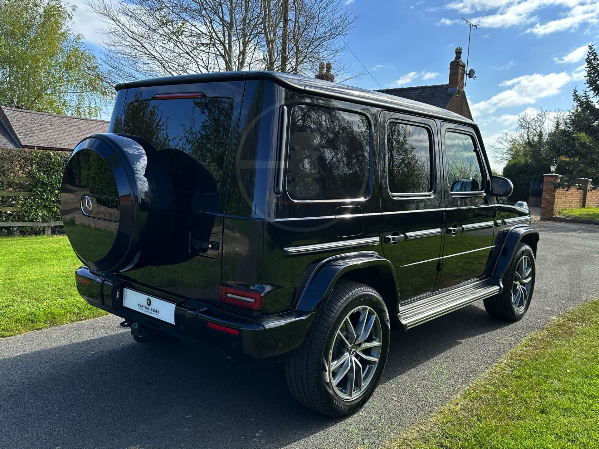 (On Sale) MERCEDES-BENZ G400D *AMG LINE PREMIUM PLUS* (2023 73 REG) *NIGHT PACKAGE - ULTIMATE SPEC* - Image 16 of 66