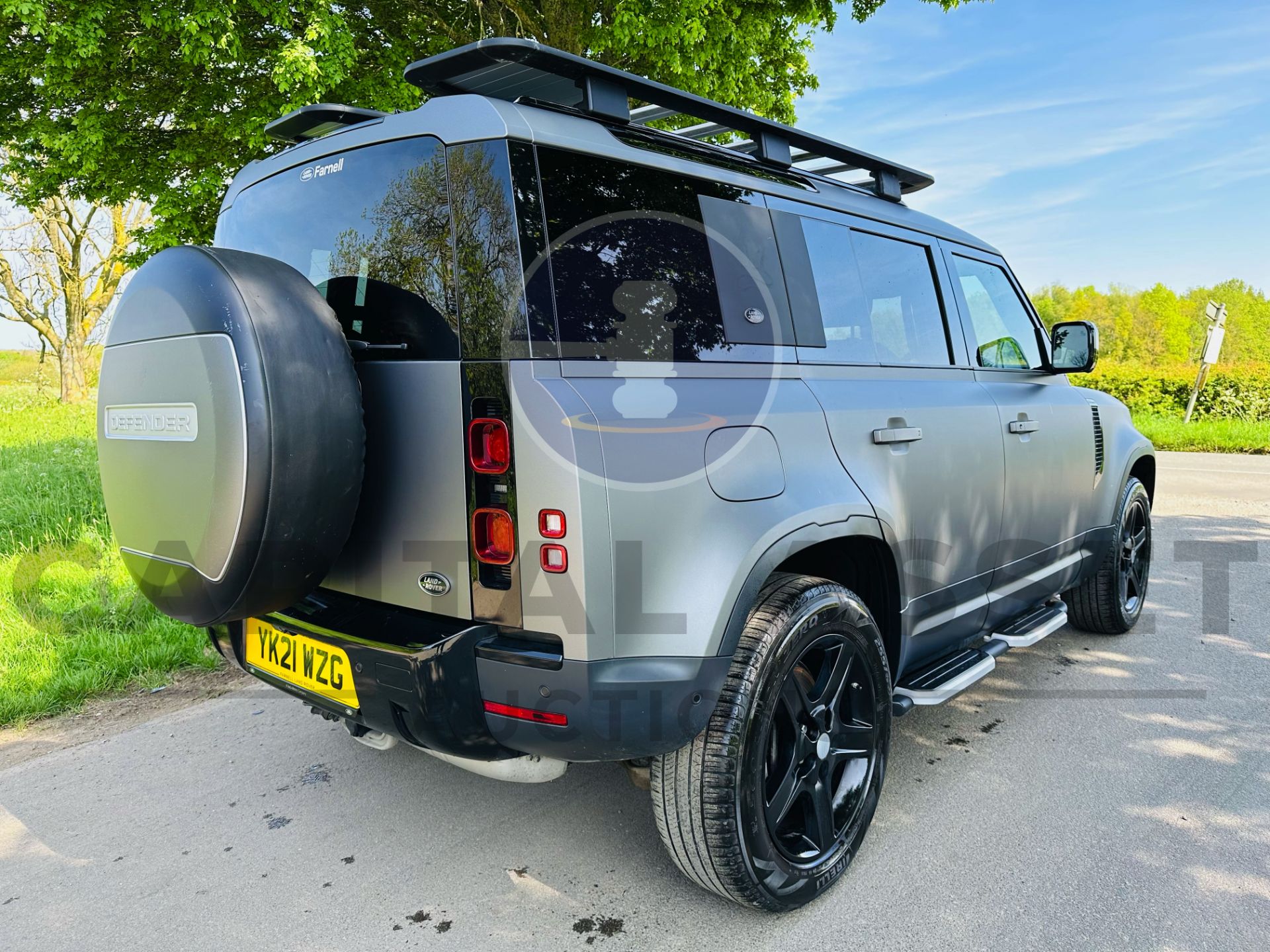 (On Sale) LAND ROVER DEFENDER 110 *SE EDITION* 7 SEATER SUV (2021) D300 - 8 SPEED AUTO *HUGE SPEC* - Image 14 of 63