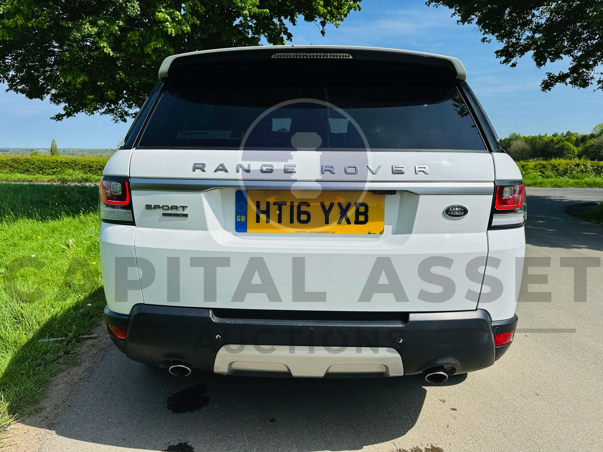 RANGE ROVER SPORT *HSE EDITION* (2016 - FACELIFT MODEL) 3.0 SDV6 - 306 BHP - AUTOMATIC *HUGE SPEC* - Image 12 of 53