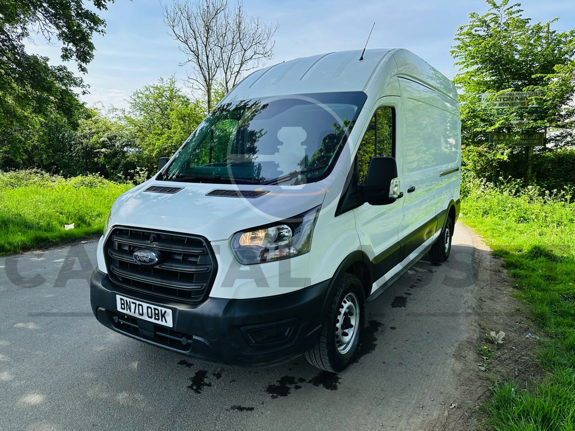 FORD TRANSIT 130 T350 RWD *LWB HI-ROOF* (2021 - EURO 6) 2.0 TDCI 'ECO-BLUE' *LEADER EDITION* - Image 4 of 31