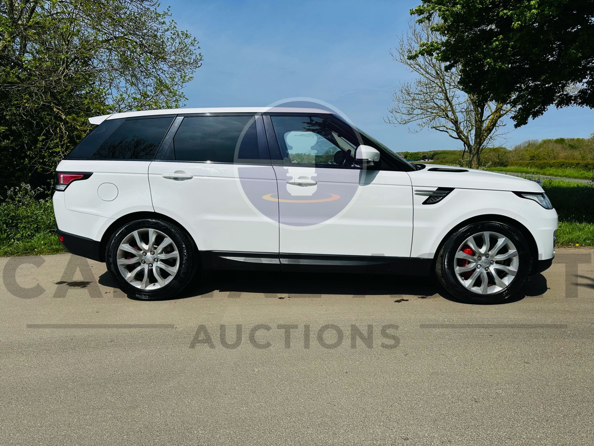 RANGE ROVER SPORT *HSE EDITION* (2016 - FACELIFT MODEL) 3.0 SDV6 - 306 BHP - AUTOMATIC *HUGE SPEC* - Image 16 of 53