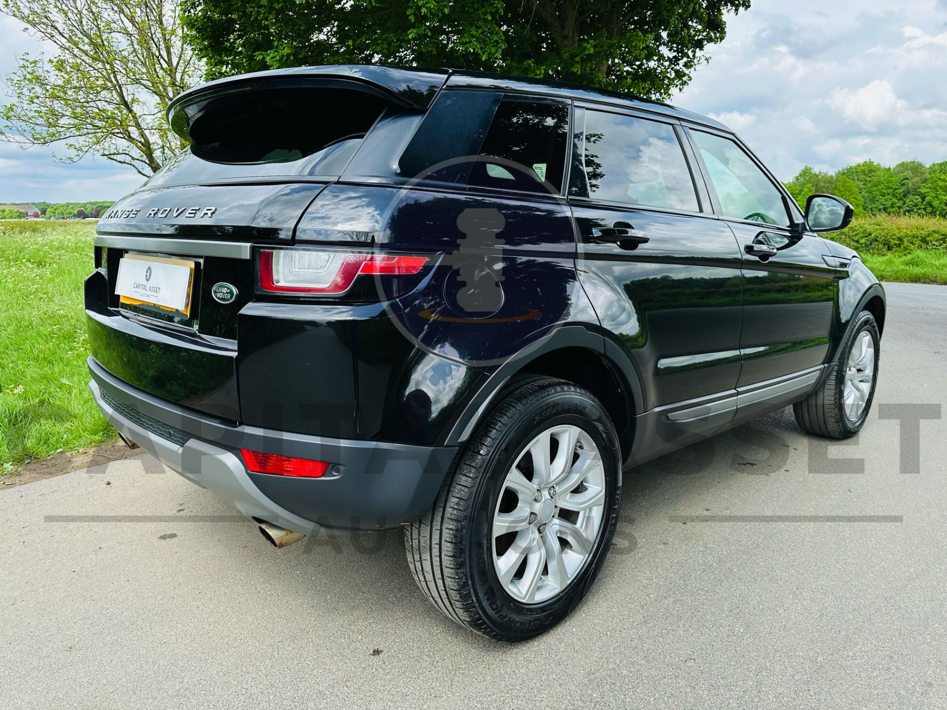 RANGE ROVER EVOQUE "SE" AUTO /START STOP - 18 REG - LEATHER - NEW MODEL - FSH - GREAT SPECIFICATION - Image 15 of 51