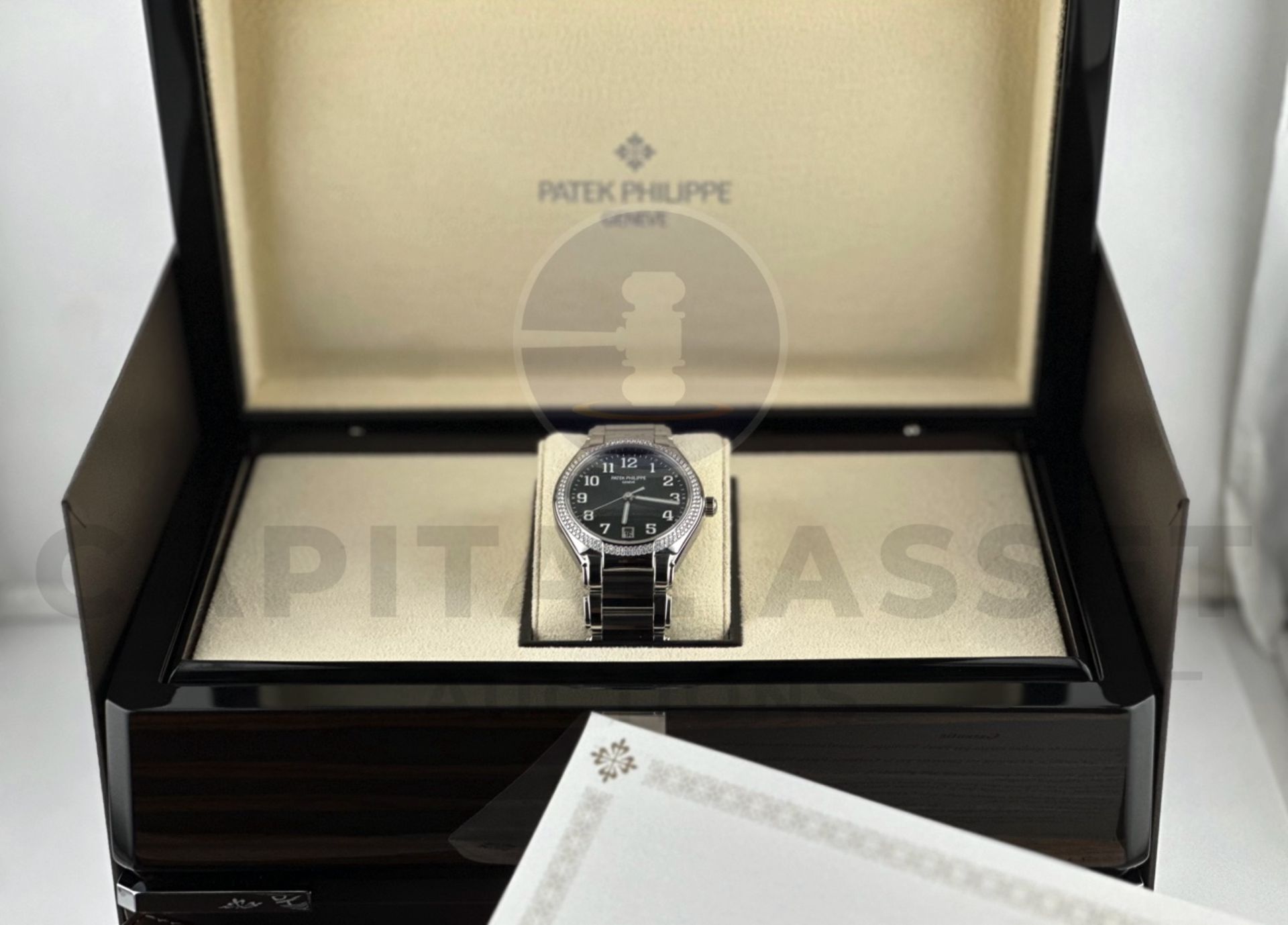 (ON SALE) PATEK PHILIPPE TWENTY~4 AUTOMATIC *OLIVE GREEN *2023 - NEW / UNWORN) *160 DIAMOND BEZEL* - Image 6 of 21