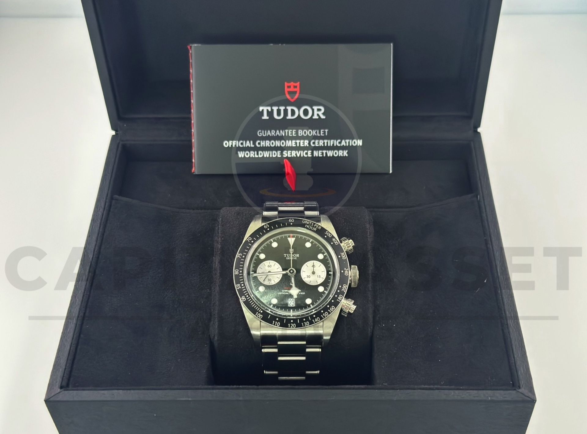 TUDOR BLACK BAY CHRONO 41MM STEEL WITH SATIN FINISH (2022 - COMPLETE SET) *BEAT THE WAIT* - Bild 7 aus 18