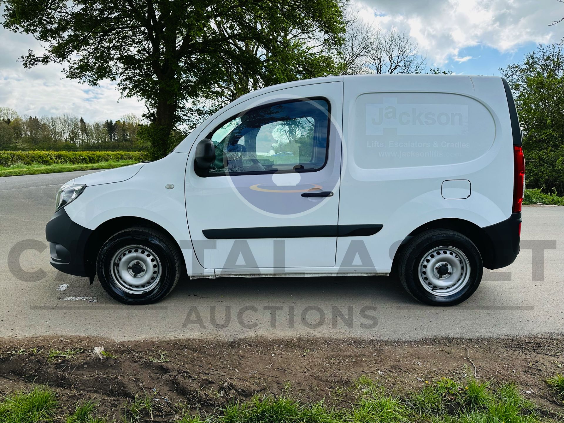 (On Sale) MERCEDES-BENZ CITAN 109 CDI *COMPACT* (68 REG - EURO 6) PANEL VAN (U-LEZ COMPLIANT) *A/C* - Bild 6 aus 29