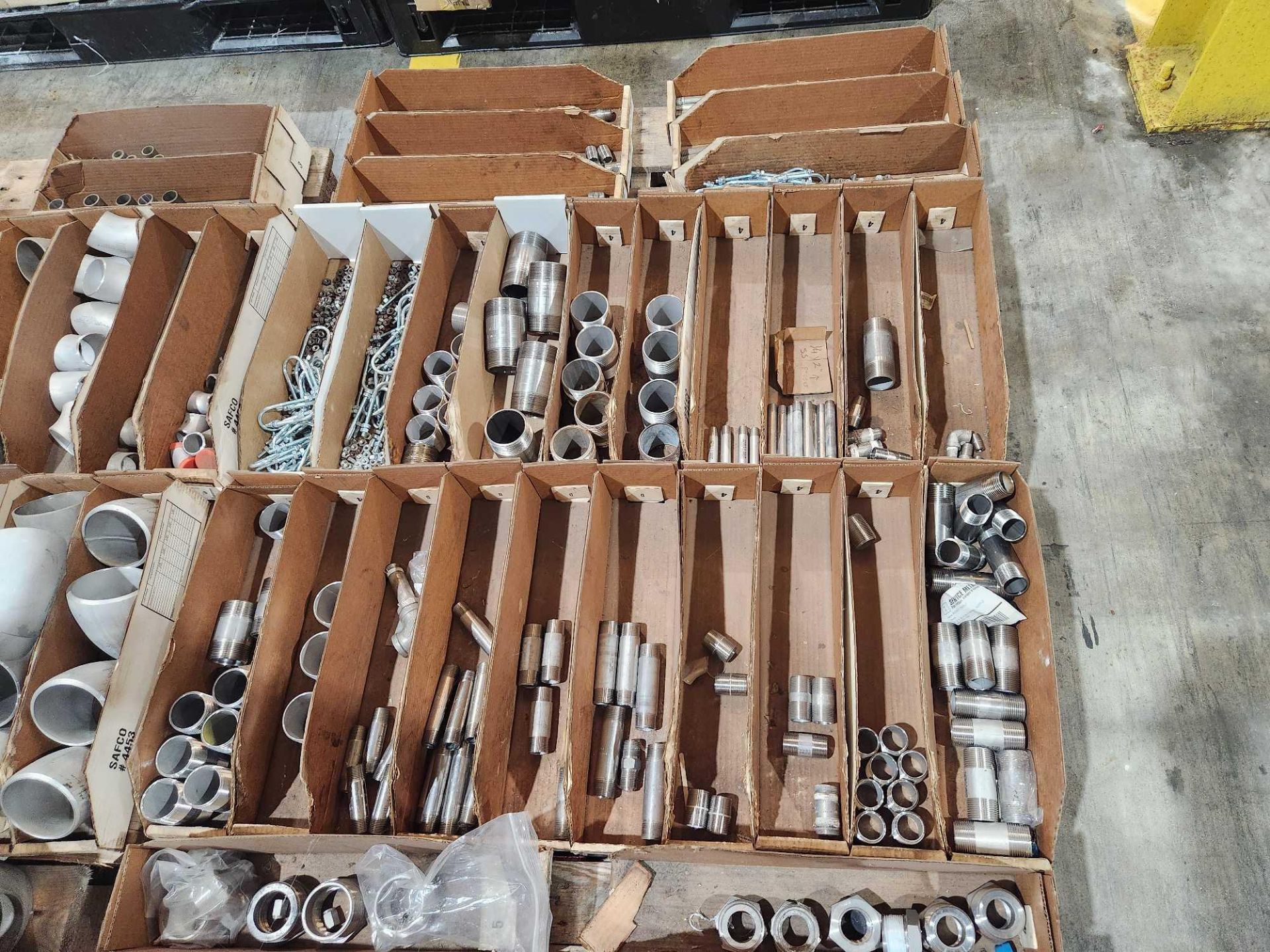 Lot asst stainless steel fittings, connectors, adapters, etc. (SORTED BY SIZE IN CARDBOARD BOXES), - Image 8 of 8