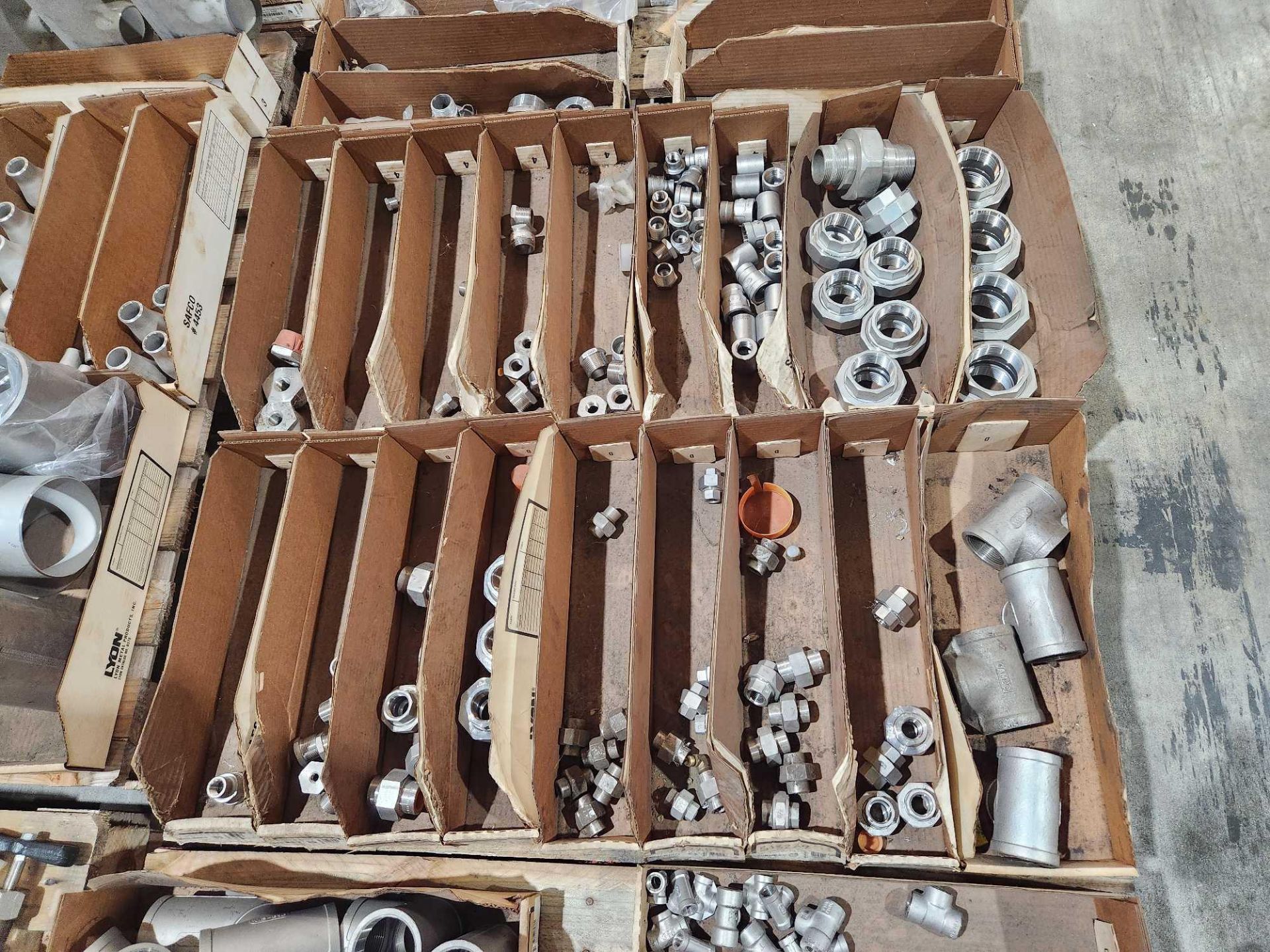 Lot asst stainless steel fittings, connectors, adapters, etc. (SORTED BY SIZE IN CARDBOARD BOXES), - Image 7 of 8