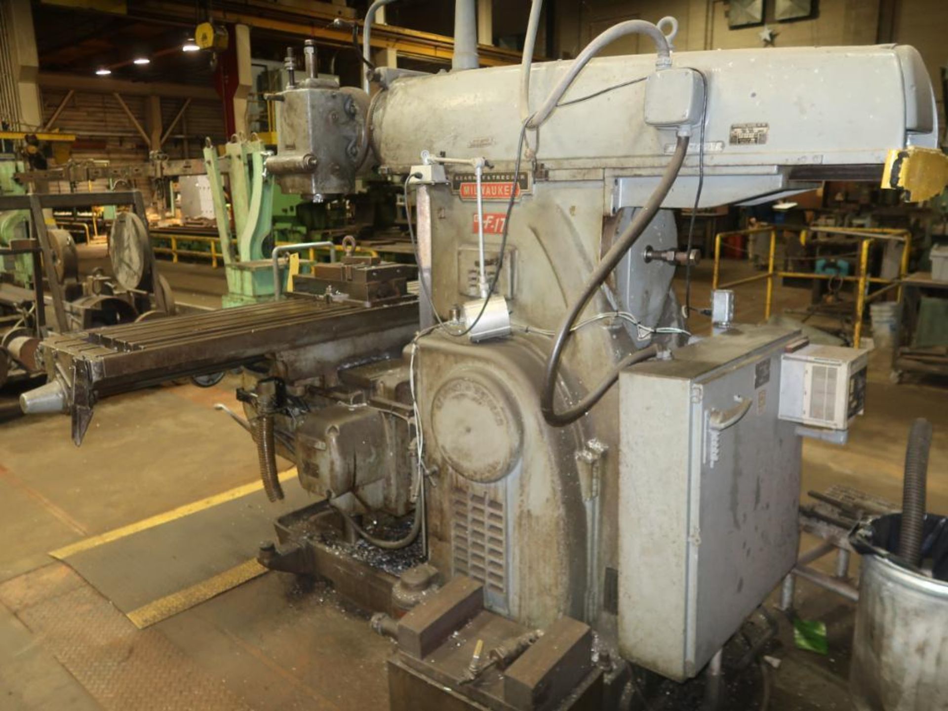 Milling Machine - Image 5 of 7