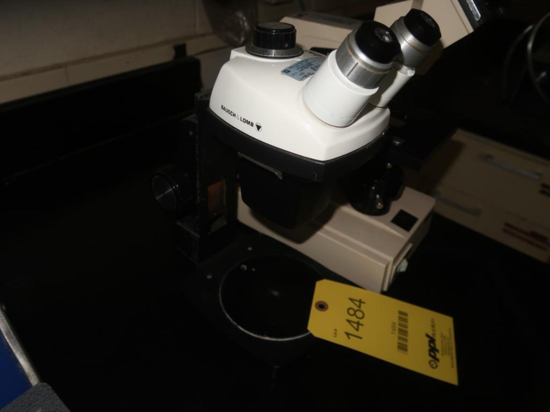 Microscope - Image 2 of 2