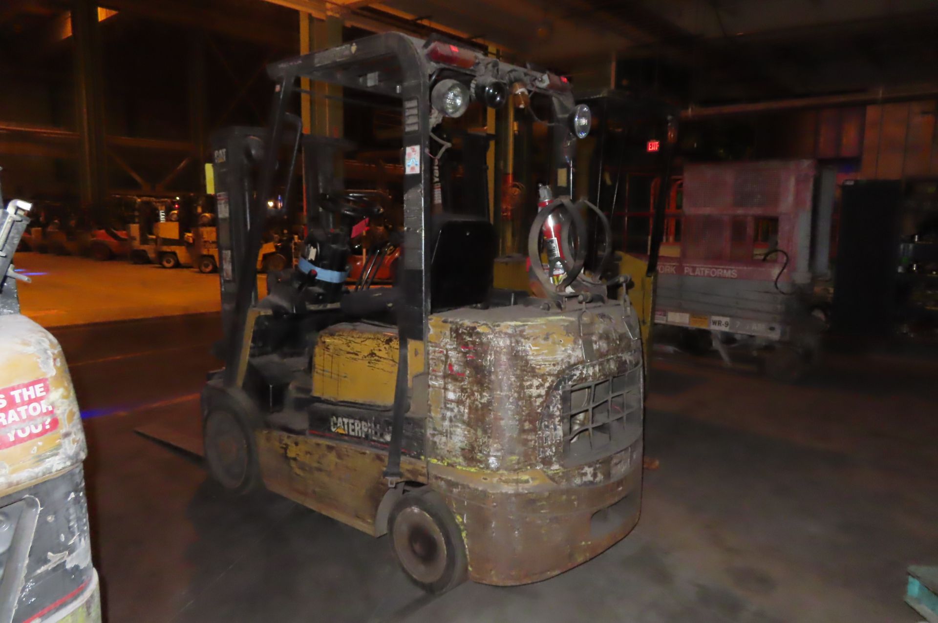 Lift Truck - Image 4 of 6