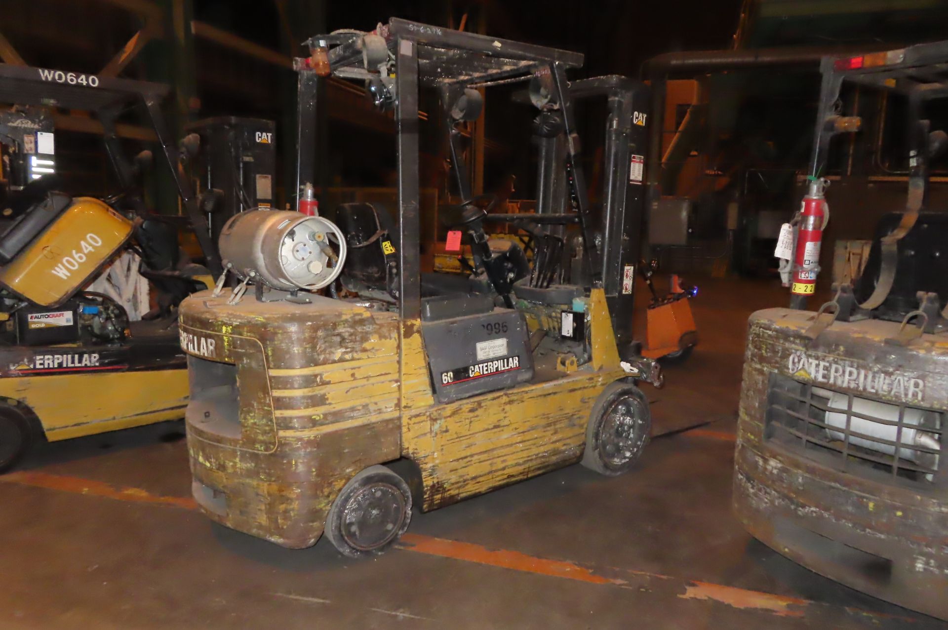 Lift Truck - Image 3 of 5
