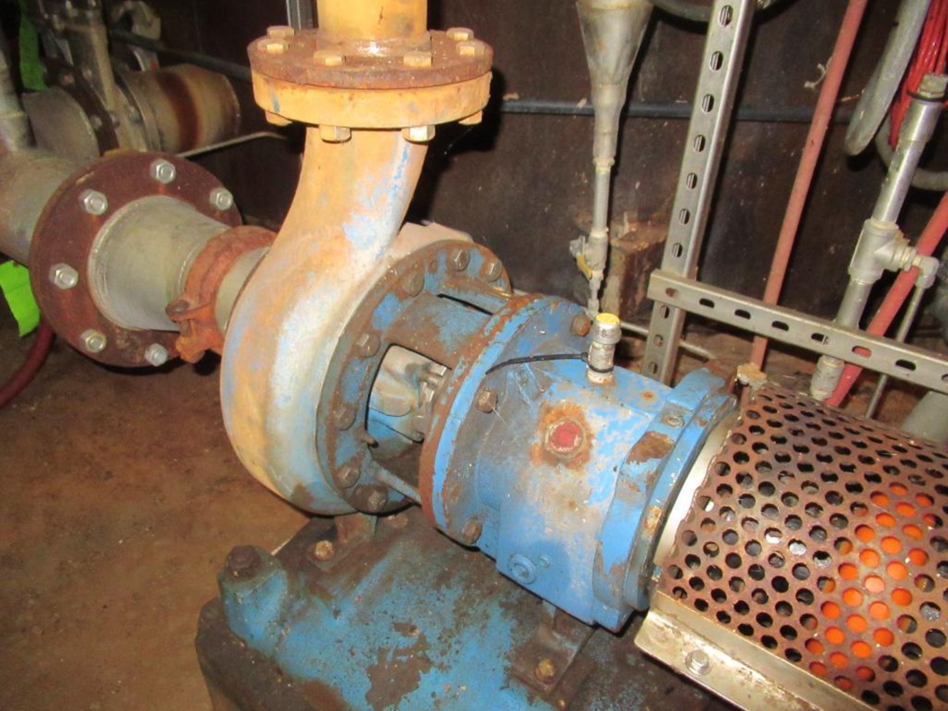 Hot Water Demineralizers Pump - Image 2 of 3