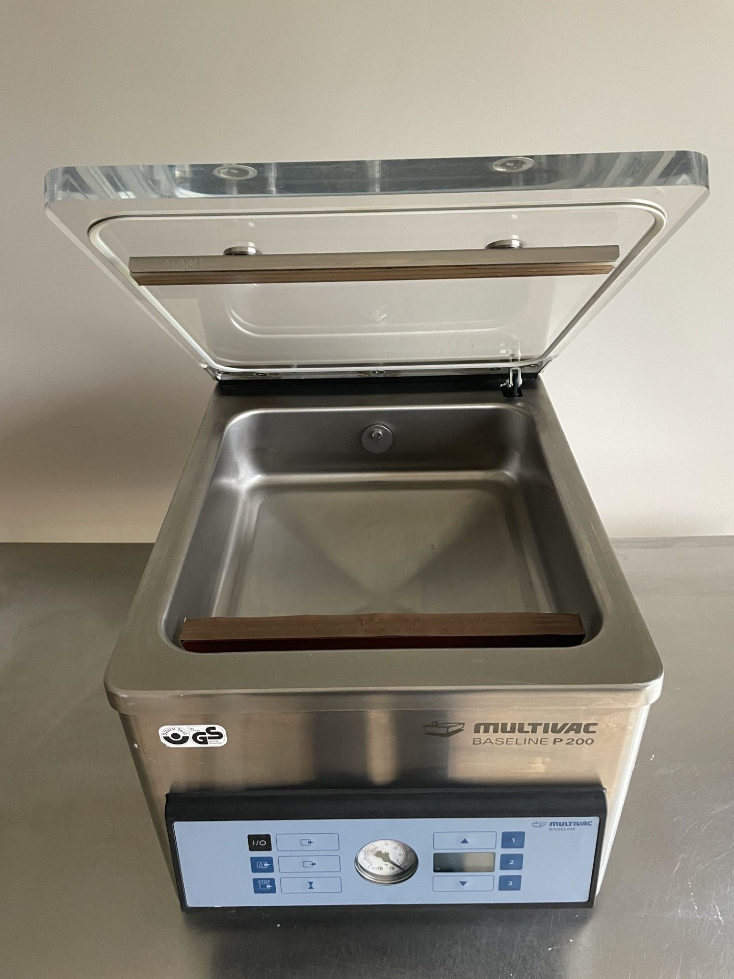 Multivac P200 Vacuum Packer. Manafacture Year 2017 Mint Condition Viewings welcome. - Image 5 of 7