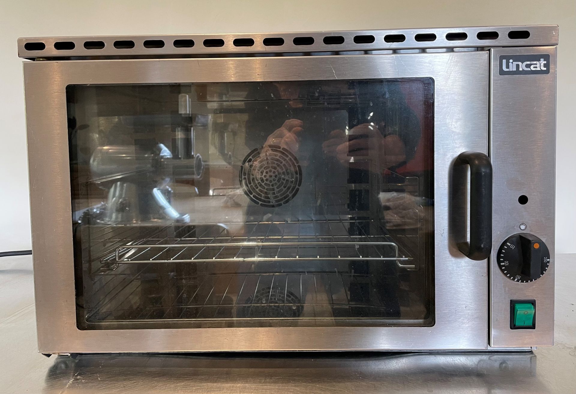 Lincat Convection Oven LCO. Whether you're cooking small portions or simply reheating a dish, the